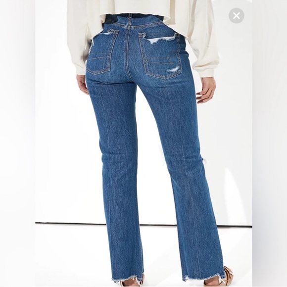 American Eagle, Women’s, 90s Flare, Comfort Stretch Waistband, Jeans. - Picture 2 of 11